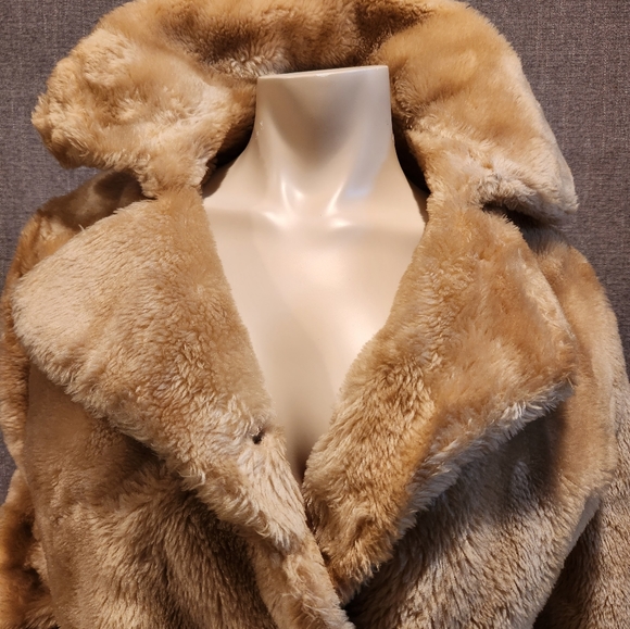 Vintage Glenoit Mills faux fur coat - Picture 7 of 10